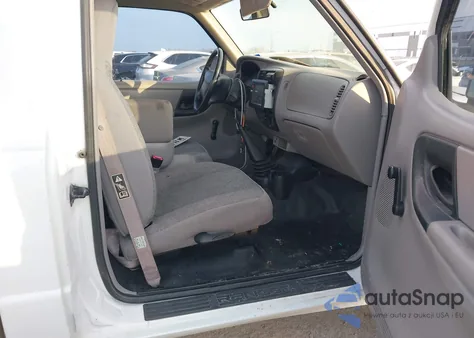 2000 Ford Ranger Xl/Xlt z USA, uszkodzony, nr VIN 1FTYR10C8YPB51034